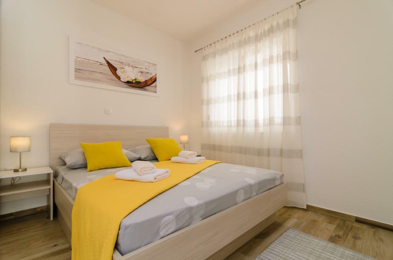 Apartment Petra Zadar Exterior photo