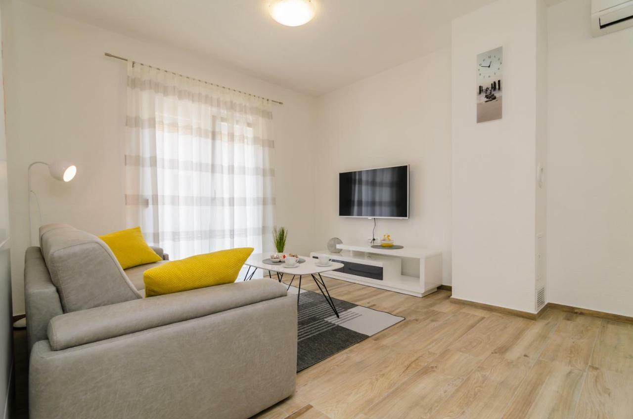Apartment Petra Zadar Exterior photo